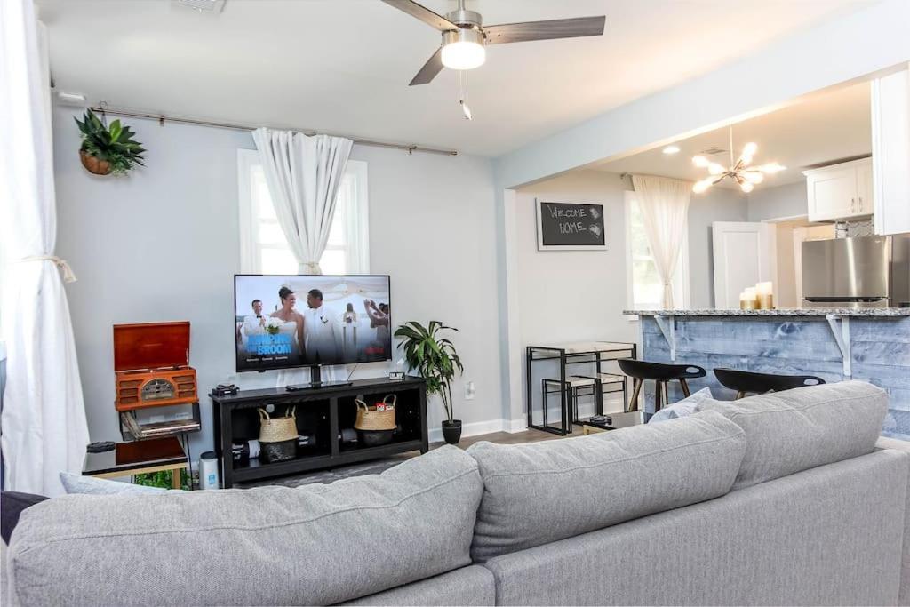 West End Bungalow Perfect To Work, Play, & Escape Atlanta Bagian luar foto